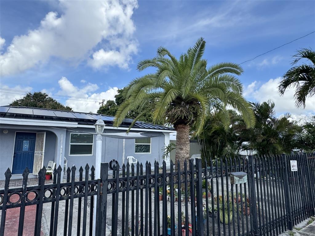 Picture of 3565 NW 81 Terrace, Miami, FL 33147