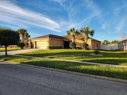 Picture of 4047 Marina Isle Drive, Kissimmee, FL 34746