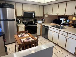 Picture of 38245 Ironwood Place Unit 0, Zephyrhills, FL 33542