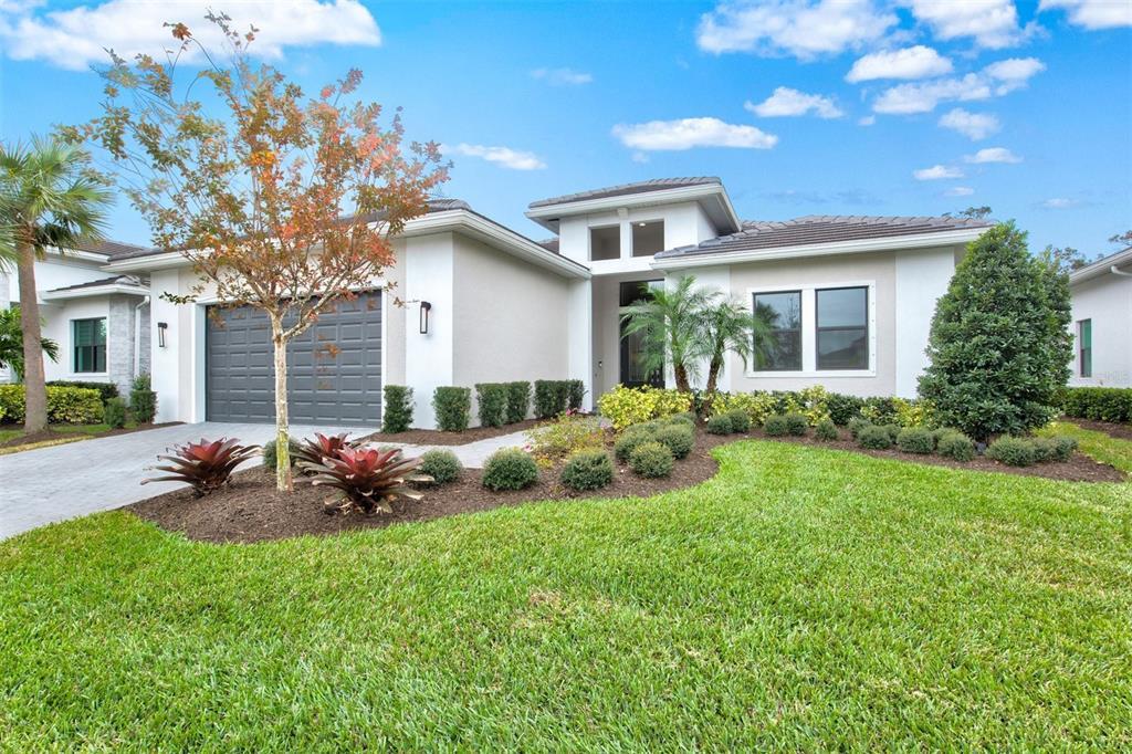 Picture of 9085 Bernini Place, Sarasota, FL 34240