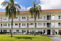 Picture of 5728 14Th Avenue N Unit 305B, St Petersburg, FL 33710