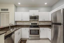 Picture of 4207 S Dale Mabry Highway Unit 12210, Tampa, FL 33611