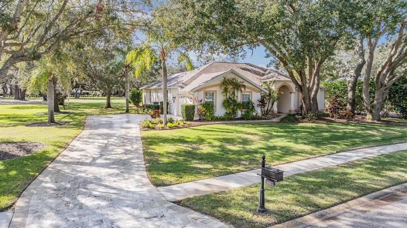 Picture of 1017 Royal Birkdale Drive, Tarpon Springs FL 34688