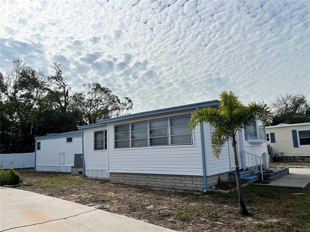 Picture of 326 Mount Saxon Avenue Ne Unit 314, St Petersburg, FL 33702