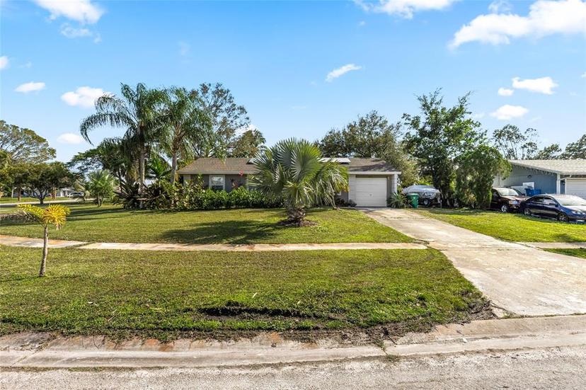 Picture of 382 NE Brasher Court, Port Saint Lucie FL 34983