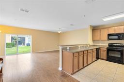 Picture of 10125 Shadow Leaf Court, Orlando, FL 32825