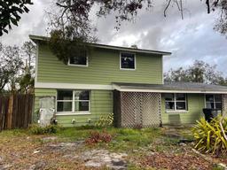 Picture of 10118 Alambra Avenue, Tampa, FL 33619