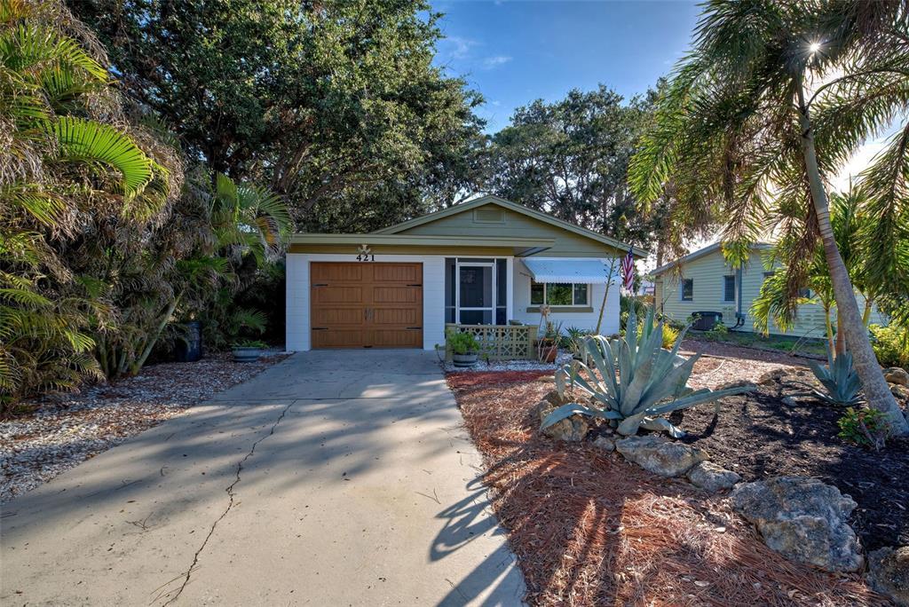 Picture of 421 Riviera Street, Venice, FL 34285