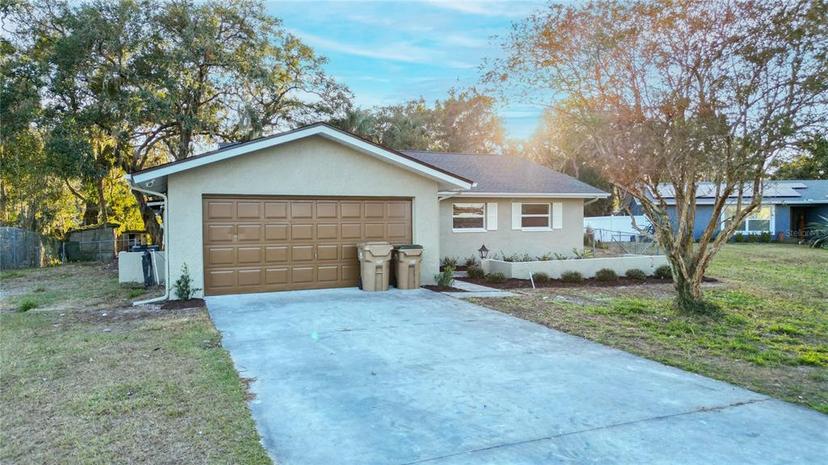 Picture of 217 Bentbough Drive, Leesburg FL 34748