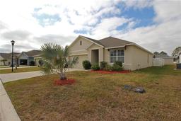 Picture of 433 Montego Bay Drive, Mulberry, FL 33860