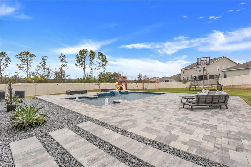 Picture of 410 Cheeota Court, Minneola FL 34715