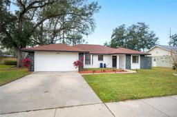 Picture of 1413 Sandalwood Drive, Plant City, FL 33563