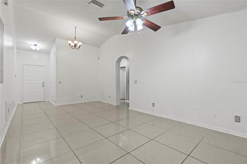 Picture of 13508 Prestwick Drive, Riverview FL 33579