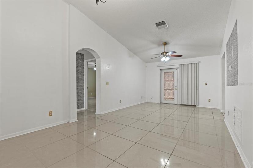 Picture of 13508 Prestwick Drive, Riverview FL 33579