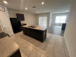 Picture of 913 Shady Tree Lane Lane, Davenport, FL 33897