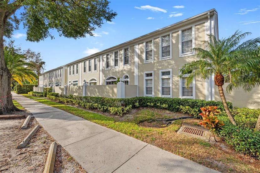 Picture of 2802 W Cleveland Street Unit D, Tampa FL 33609