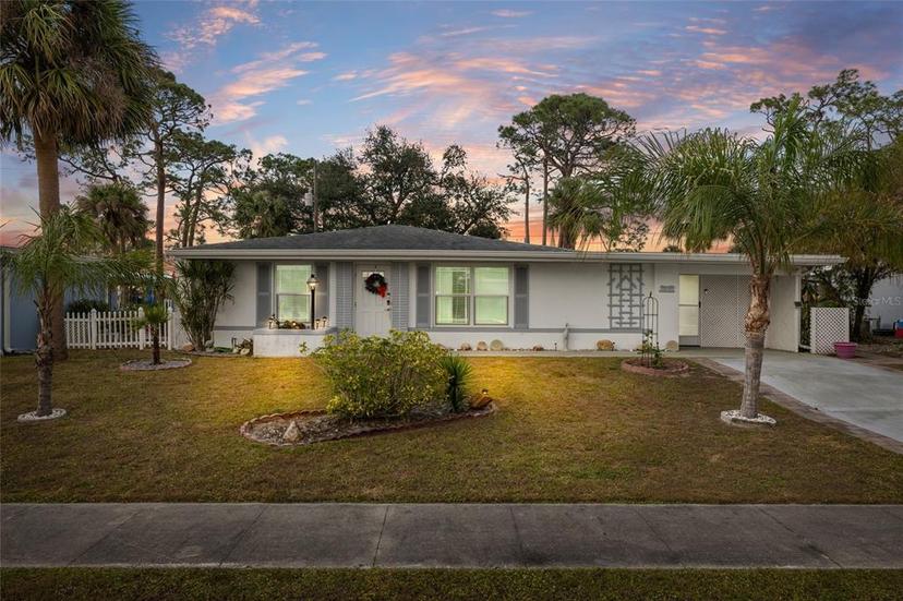 Picture of 8142 Coco Solo Avenue, North Port FL 34287