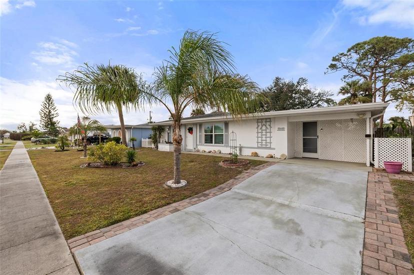 Picture of 8142 Coco Solo Avenue, North Port FL 34287