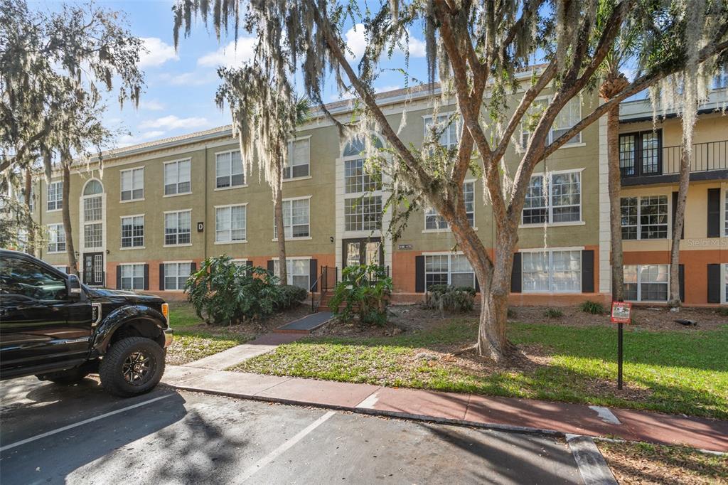 Picture of 4172 Versailles Drive Unit 4172D, Orlando, FL 32808