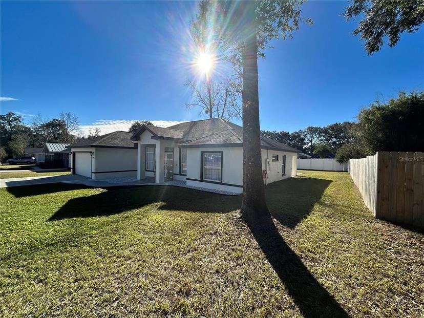 Picture of 1846 NE 127Th Place, Anthony FL 32617