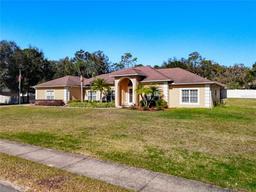 Picture of 305 W Lady Lake Boulevard, Lady Lake, FL 32159