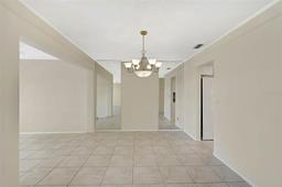 Picture of 1312 Stafford Lane Unit 1427, Sarasota, FL 34232