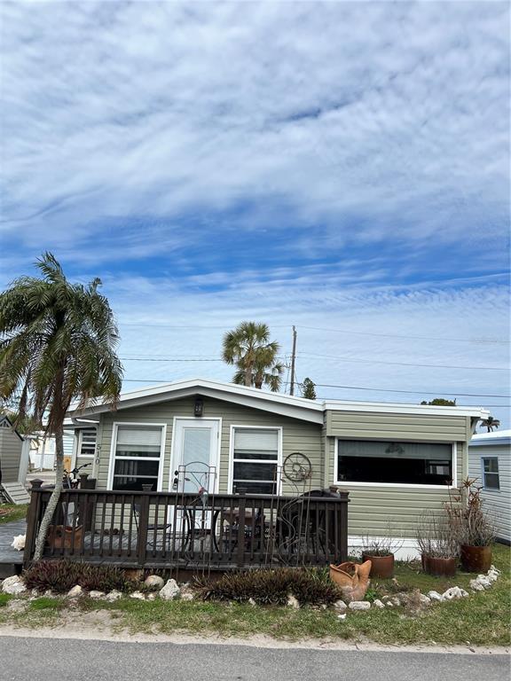 Picture of 2601 Gulf Drive N Unit 510, Bradenton Beach, FL 34217