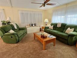 Picture of 207 Mount Piney Avenue Ne Unit 284, St Petersburg, FL 33702