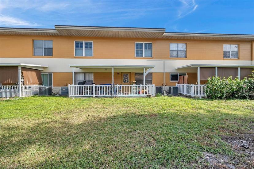 Picture of 2292 Austrian Lane Unit 22, Clearwater FL 33763