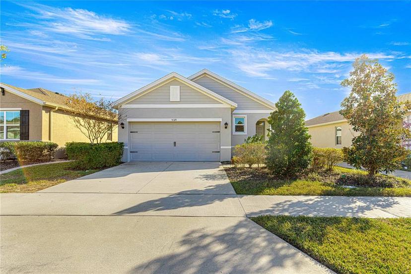 Picture of 5325 Sunshine Drive, Wildwood FL 34785