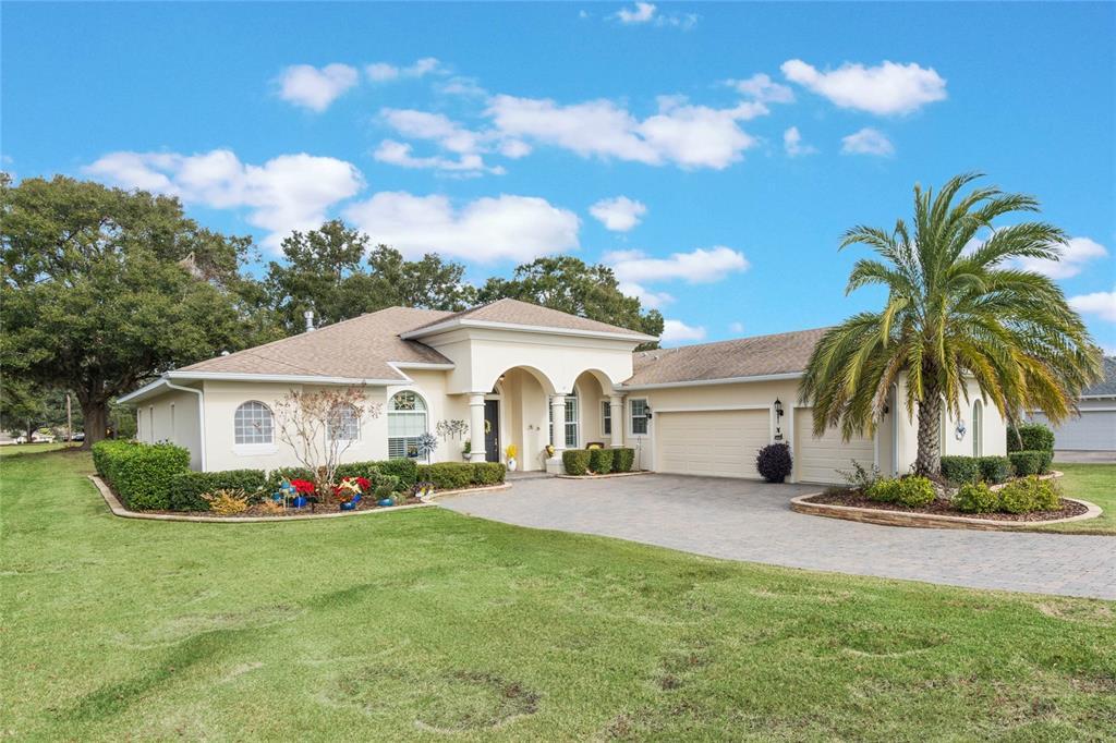 Picture of 5072 Greens Drive, Lady Lake, FL 32159