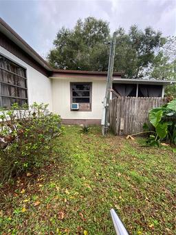 Picture of 5929 NW 191St Lane Road, Reddick, FL 32686