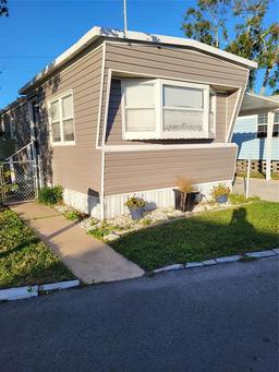 Picture of 6580 Seminole Boulevard Unit 618, Seminole, FL 33772