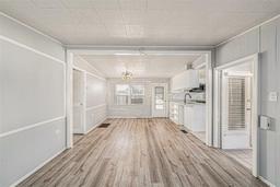 Picture of 4851 W Gandy Boulevard Unit B1L8, Tampa, FL 33611