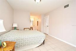 Picture of 669 Grenadine Court Unit S, Winter Park, FL 32792