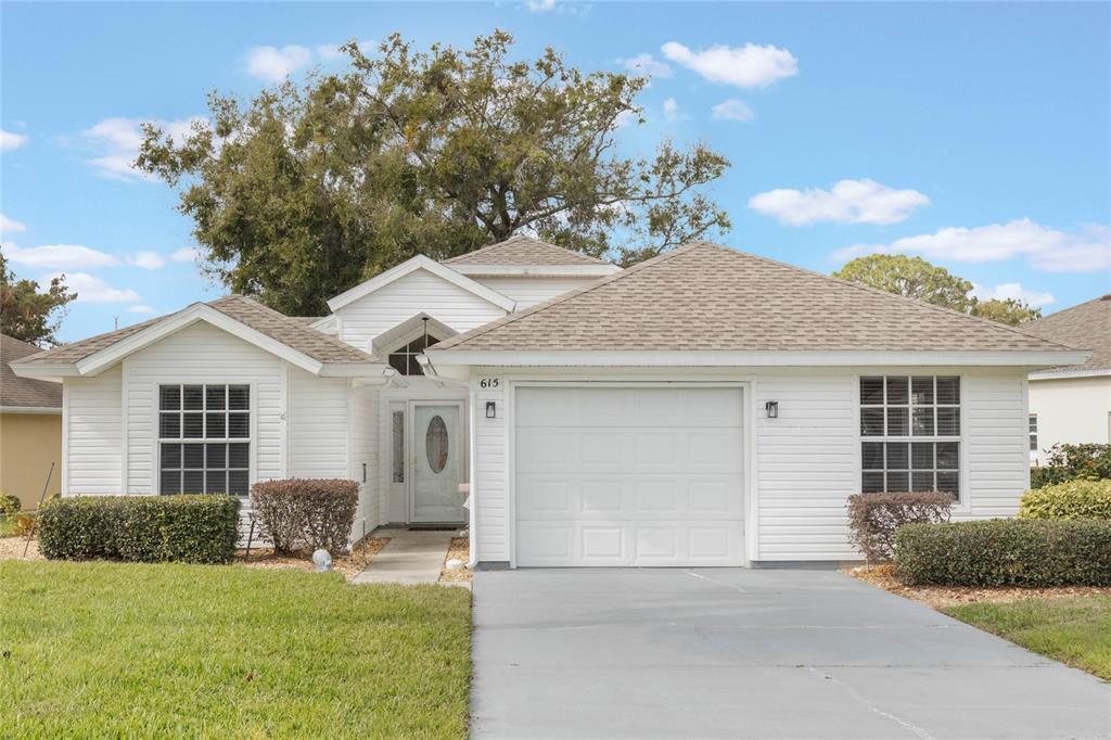 Picture of 615 Juniper Way, Tavares, FL 32778