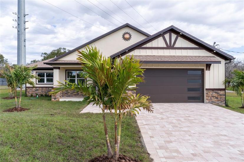 Picture of 2972 Lake Saxon Drive, Land O Lakes FL 34639