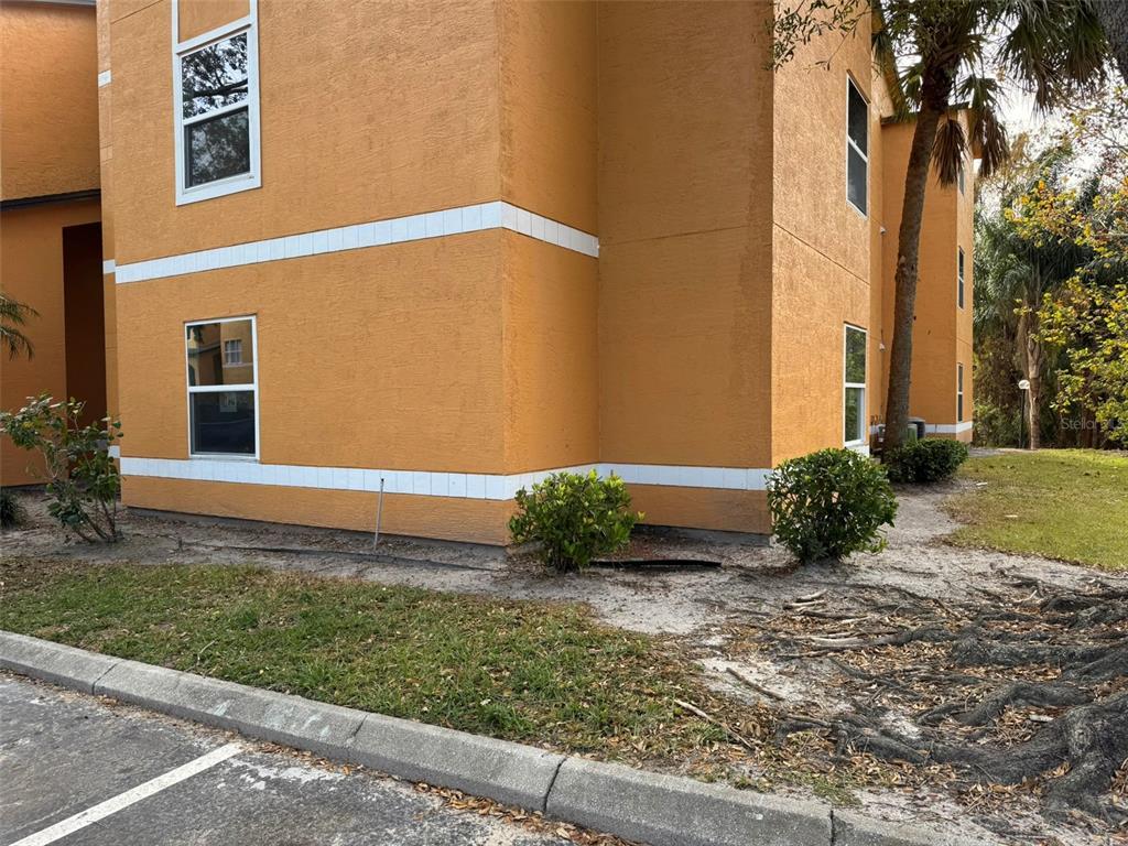 Picture of 4518 Commander Drive Unit 1918, Orlando, FL 32822