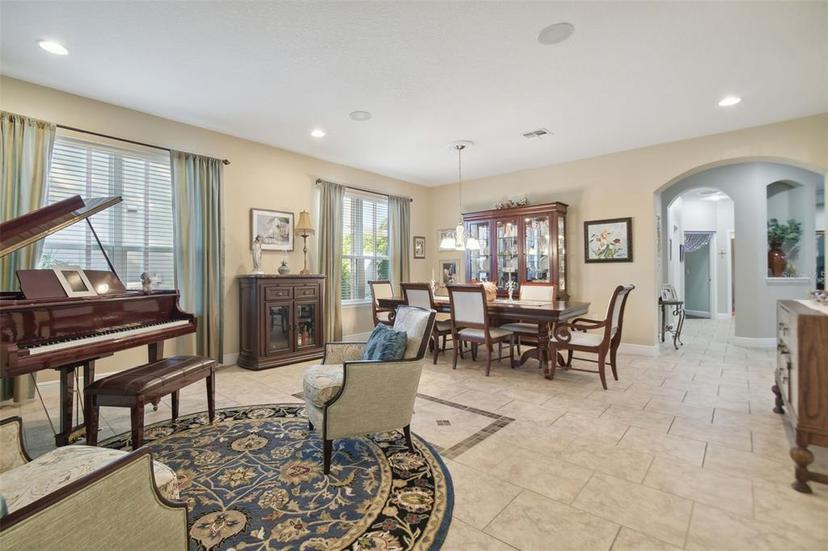 Picture of 1116 Hillandale Reserve Drive, Tampa FL 33613