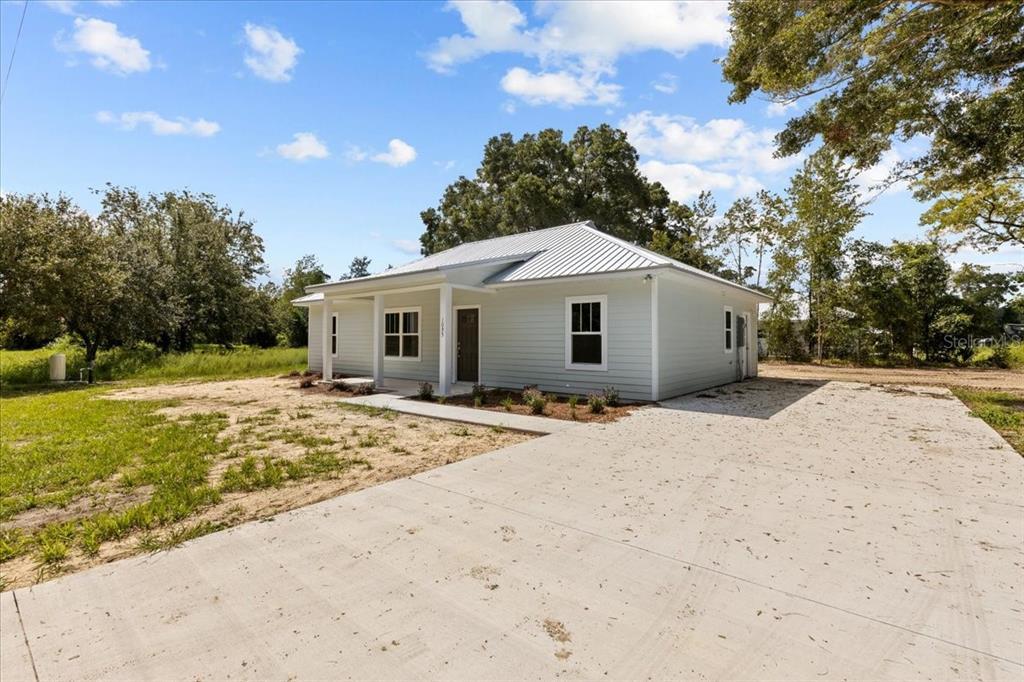 Picture of 1195 Ricks Street, Bell, FL 32619