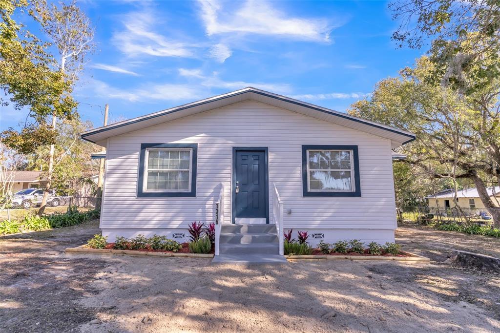 Picture of 1316 Hackett Street, Mount Dora, FL 32757