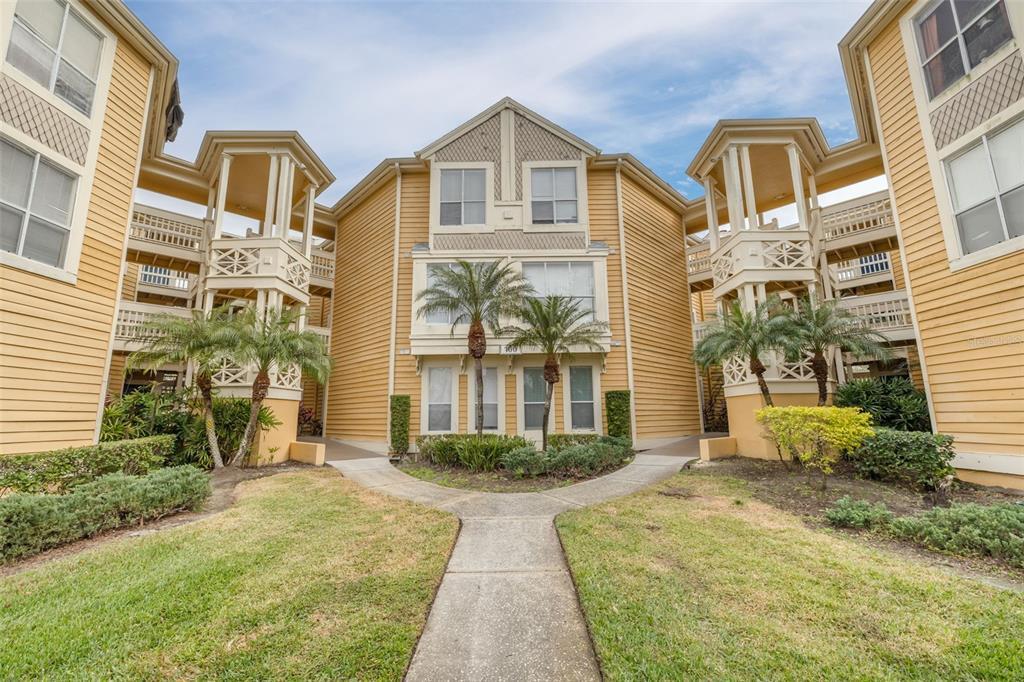 Picture of 115 112Th Avenue Ne Unit 114, St Petersburg, FL 33716