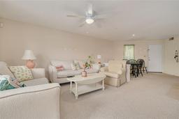 Picture of 115 112Th Avenue Ne Unit 114, St Petersburg, FL 33716