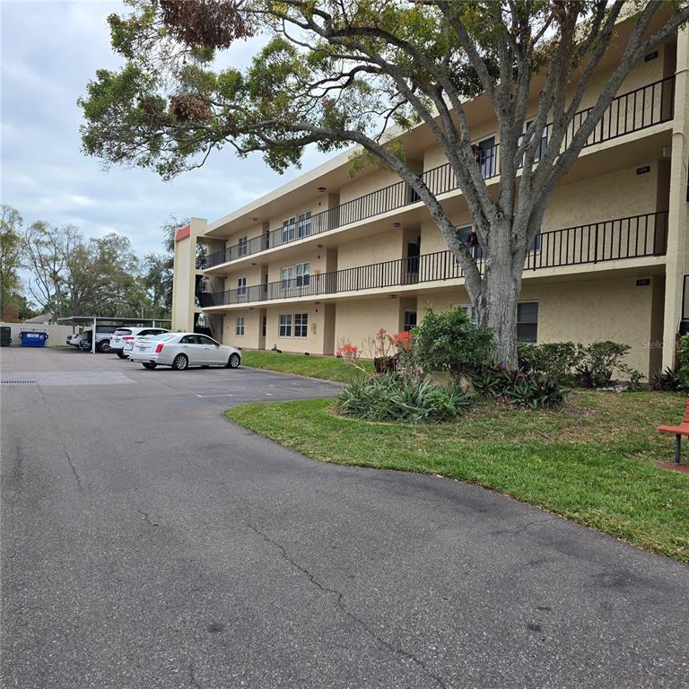 Picture of 12200 Vonn Road Unit 1201, Largo FL 33774