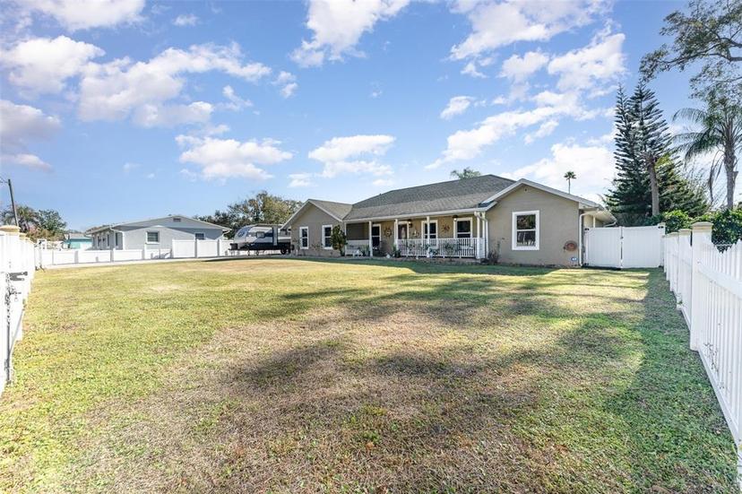 Picture of 5572 Myakka Avenue, Intercession City FL 33848