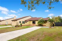 Picture of 743 Golden Sunshine Circle, Orlando, FL 32807