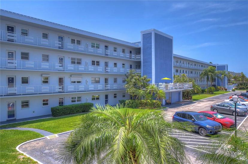 Picture of 5555 Gulf Boulevard Unit 209, St Pete Beach FL 33706