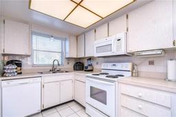 Picture of 5555 Gulf Boulevard Unit 209, St Pete Beach, FL 33706