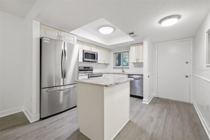 Picture of 1524 Lakeview Road Unit 305, Clearwater FL 33756