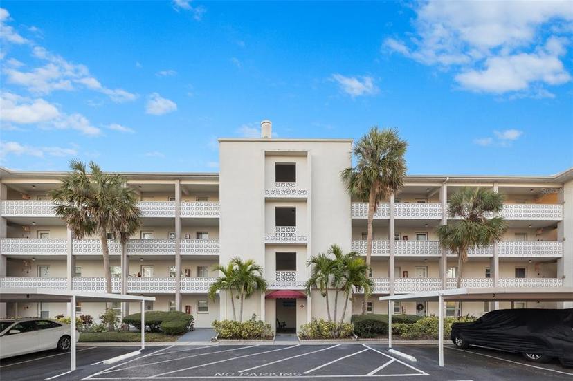 Picture of 1524 Lakeview Road Unit 305, Clearwater FL 33756